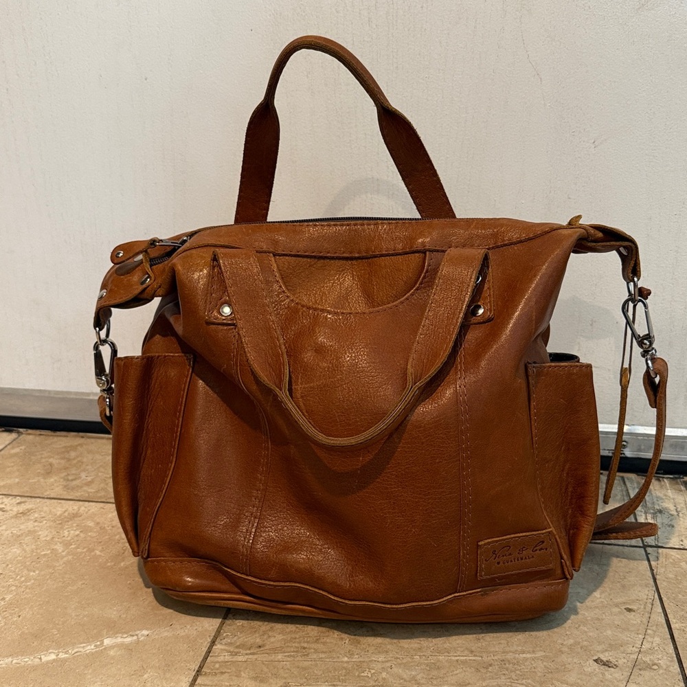 Nena & Co. Tan Leather Handbag Spectacular